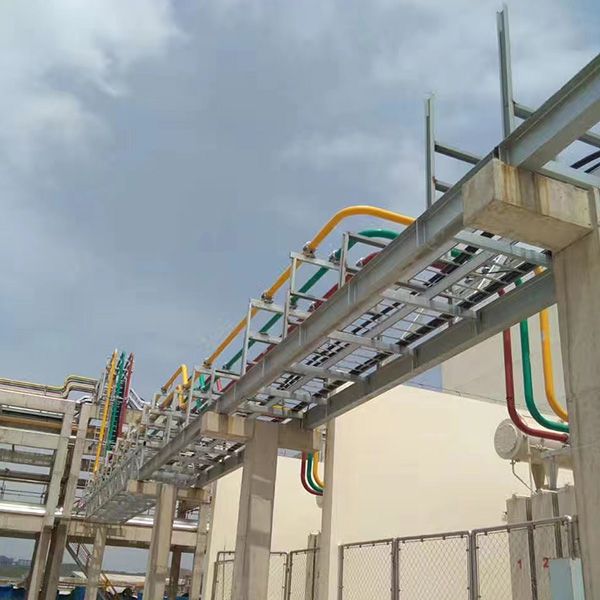 管型母線安裝現(xiàn)場(chǎng)